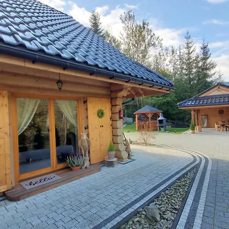 Osada Kuboski Dom Z Bali Lesny Zakatek *