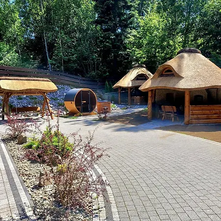 Osada Kuboski Dom Z Bali Lesny Zakatek Сasa de vacaciones Kamesznica