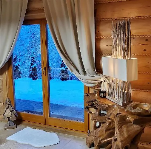 Osada Kuboski Dom Z Bali Lesny Zakatek Vakantiehuis