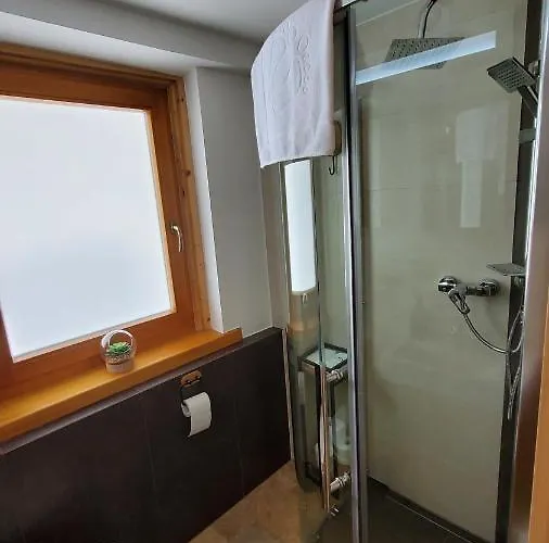 Osada Kuboski Dom Z Bali Lesny Zakatek Vakantiehuis