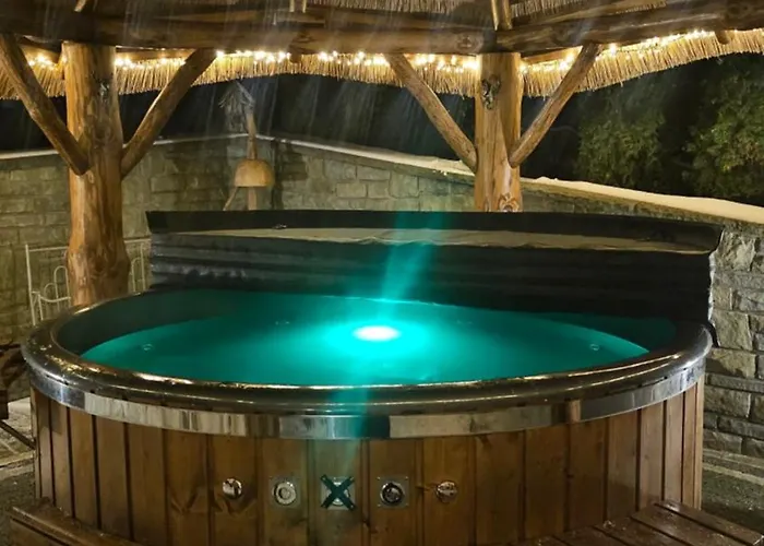 Osada Kuboski Dom Z Bali Lesny Zakatek Vakantiehuis *